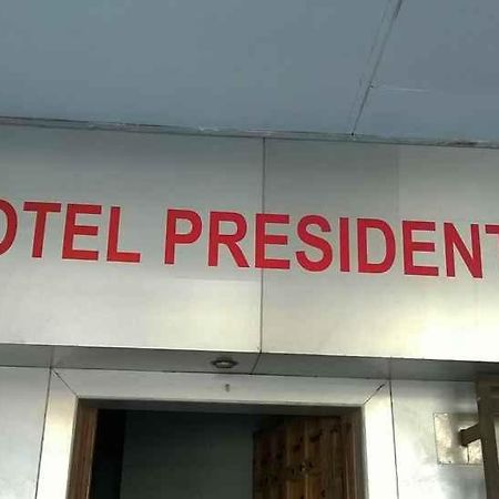 Hotel President Мумбаї Екстер'єр фото